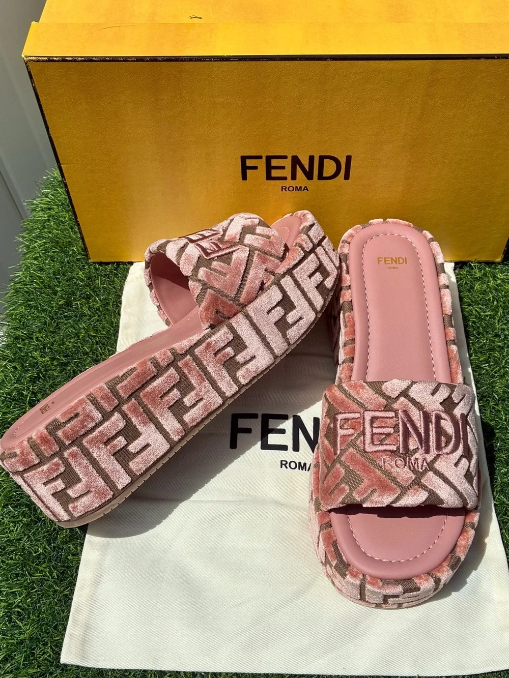 FENDI SUNSHINE PINK FF MONOGRAM PLATFORM SLIDE SANDALS EMBROIDERED LOGO SZ 39.5